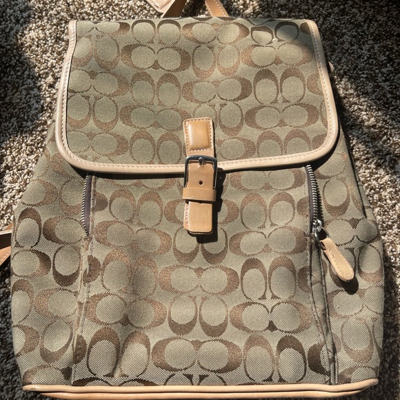 Bought from another seller on Posh, don’t use it much. Good condition. - Picture 4 of 4